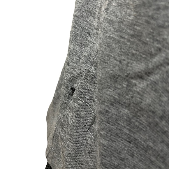 RUN DMC BRAVADO CROP TANK - Picture 3 of 4